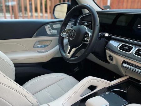 PLUSH Auto Spa detailing work