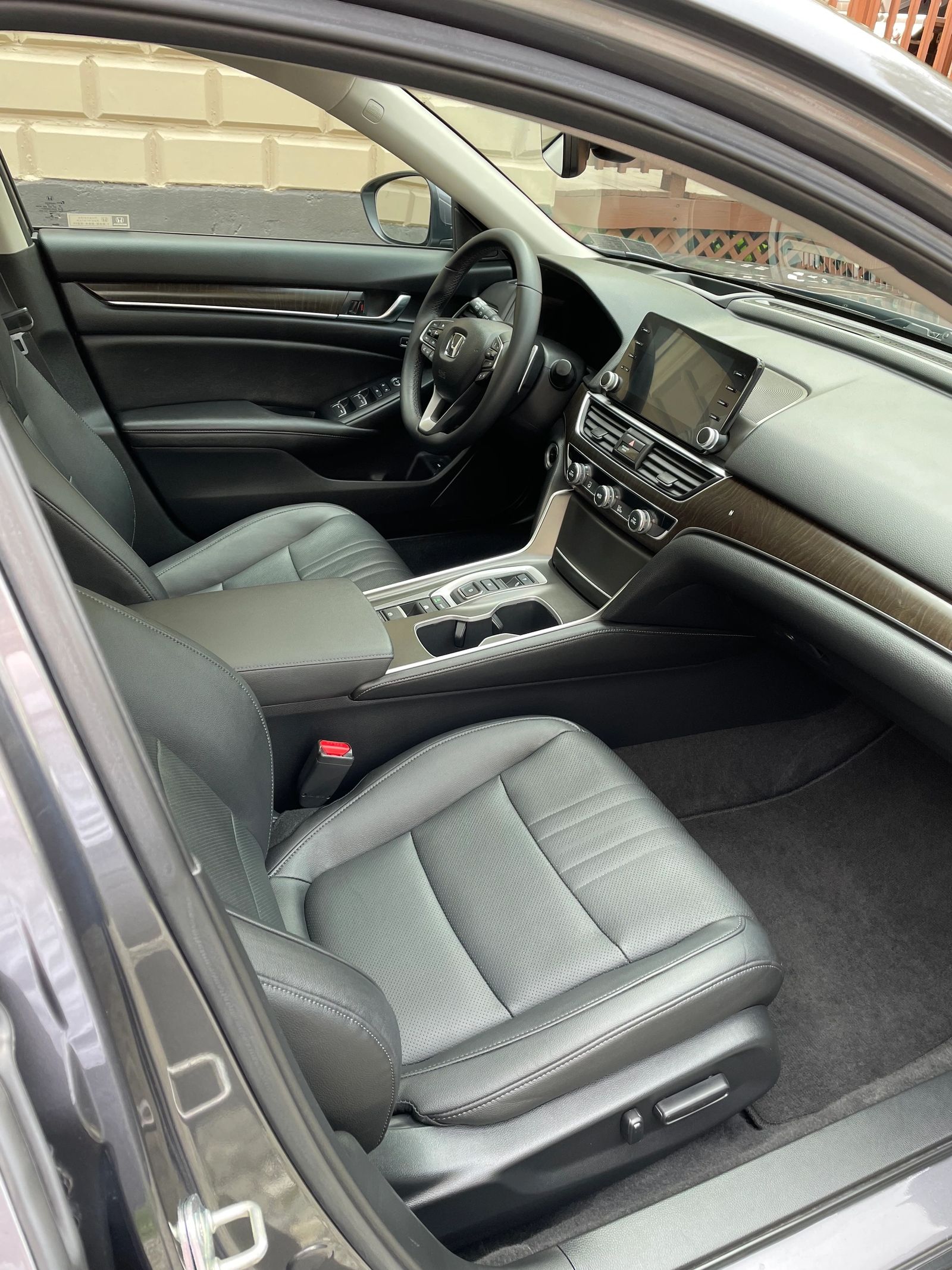 PLUSH Auto Spa detailing work