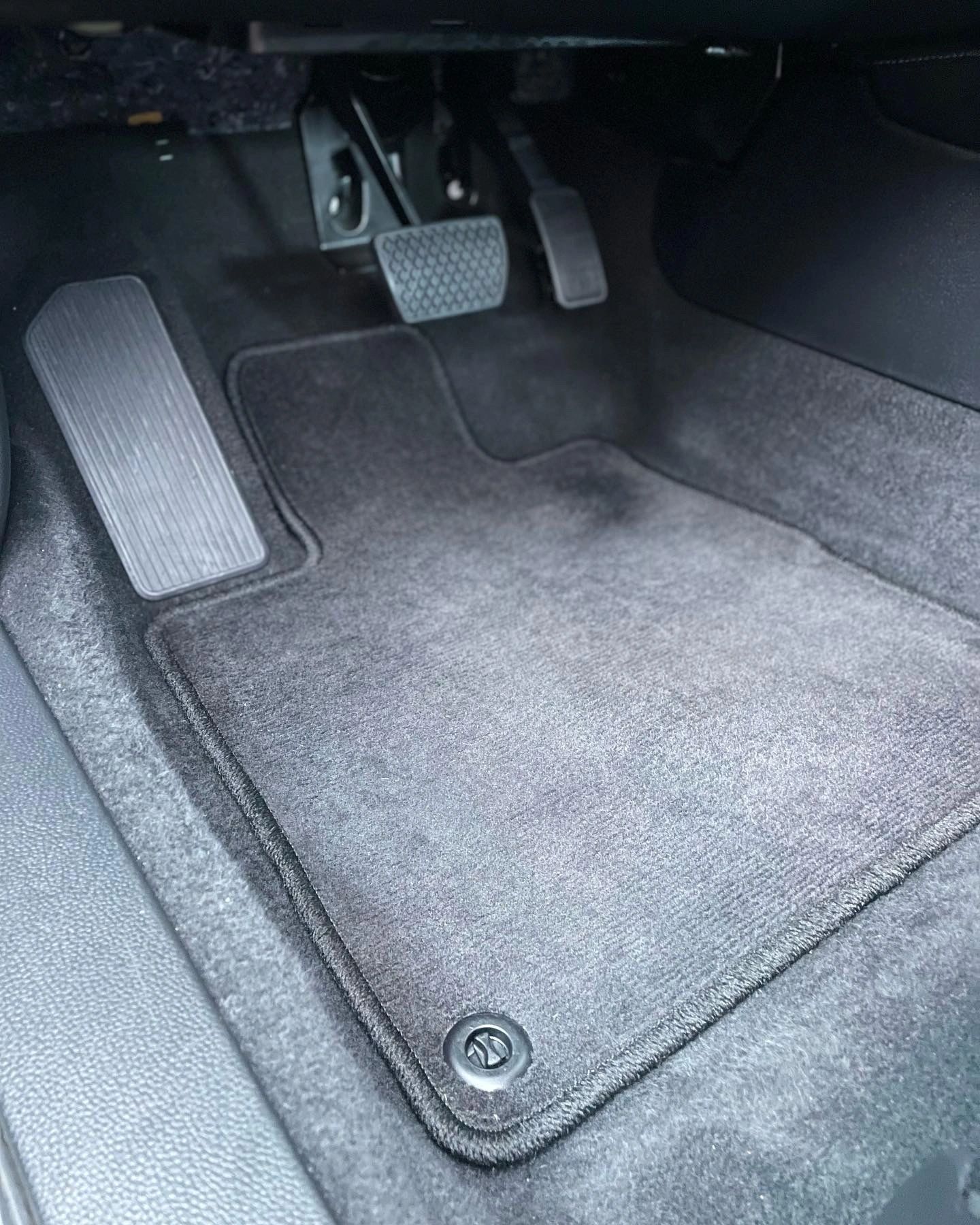 PLUSH Auto Spa detailing work