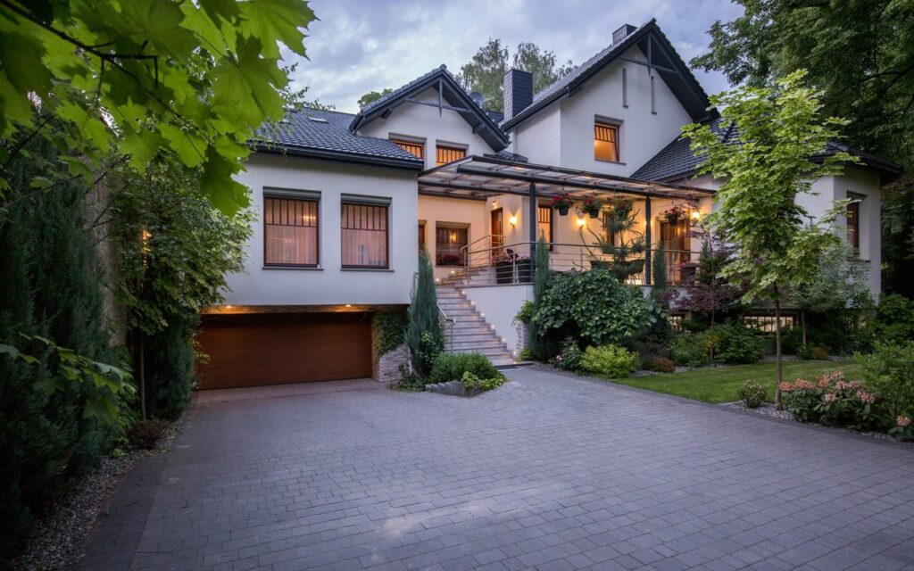 Monroeville — photograph from Lauren Klein’s neighborhood guide